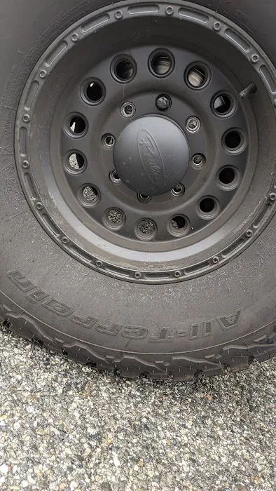 Victor's Tire Shop 3