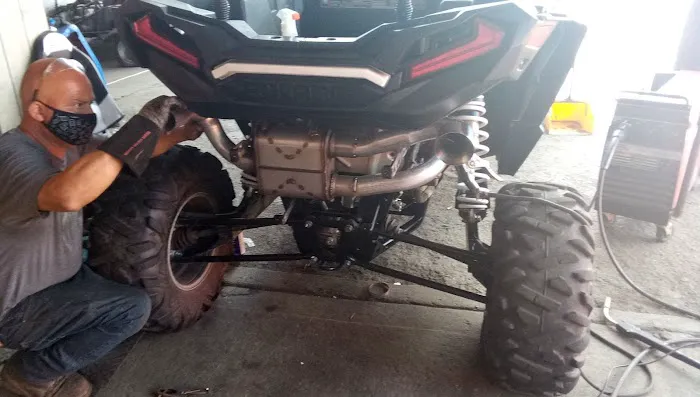 Huizar Mufflers & Pro Lifting 4