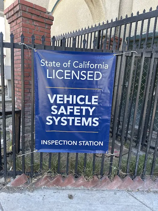 Reyes Smog Check 5