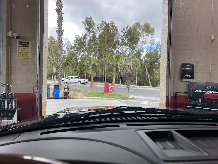 Valvoline Instant Oil Change 6
