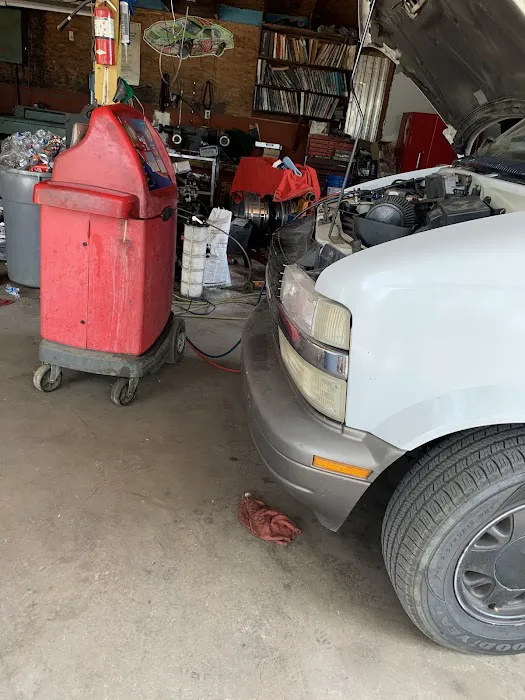 Roberto's Auto Electric and Auto Repair 0