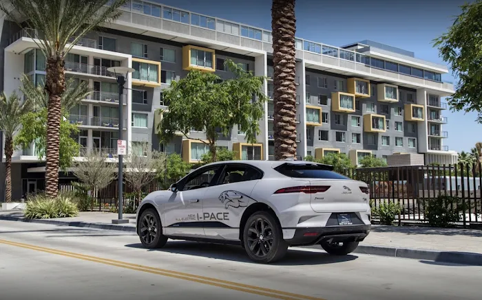 Jaguar Rancho Mirage Service Center 5