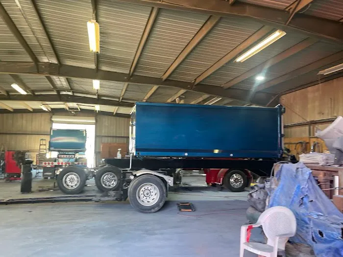 Izzys Kustoms Truck and Trailer Repair 7