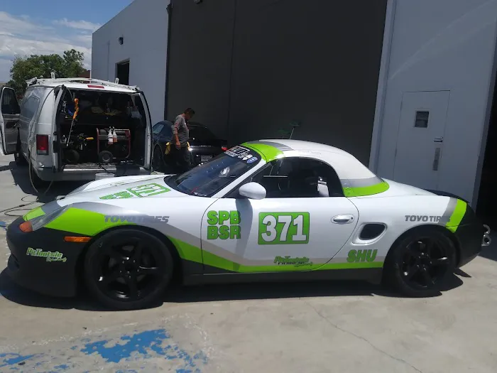 Vali Motorsports 6