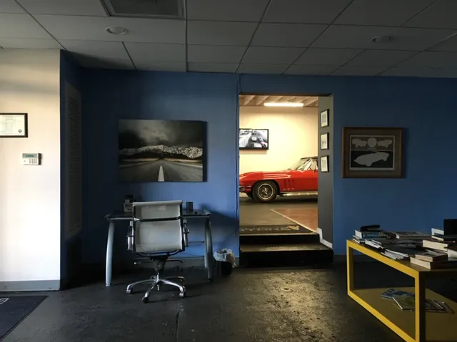 Exclusive Motors 8