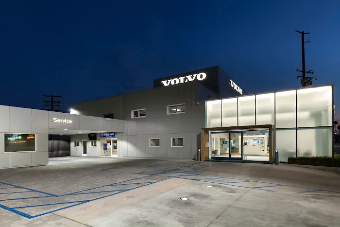 Volvo Cars Culver City Service & Parts Dept. 3