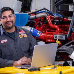 Rush Truck Centers - San Diego Service ico