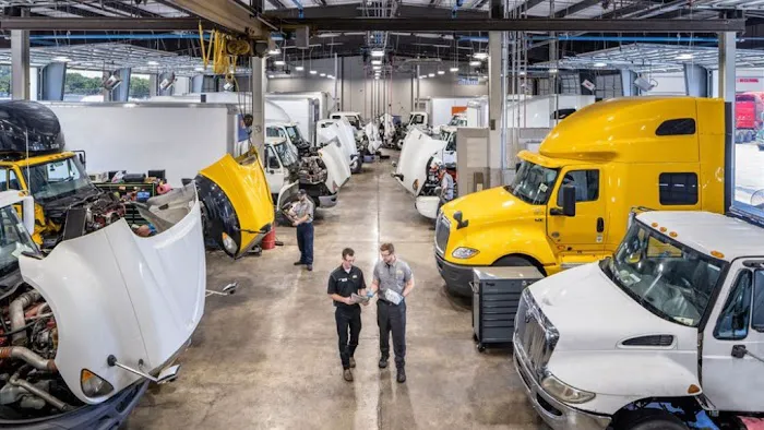 Rush Truck Centers - San Diego Ford Service 2