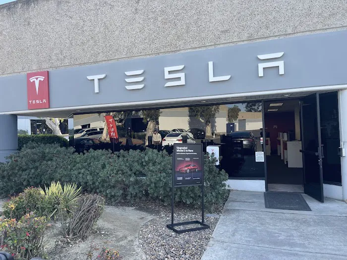 Tesla 1