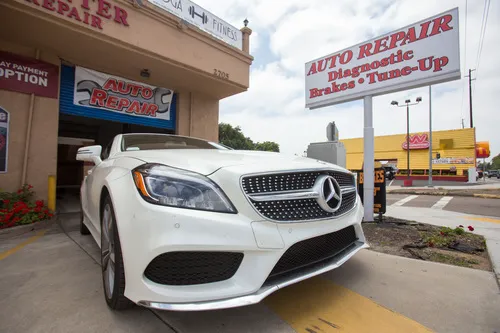Qwik Auto Center 8