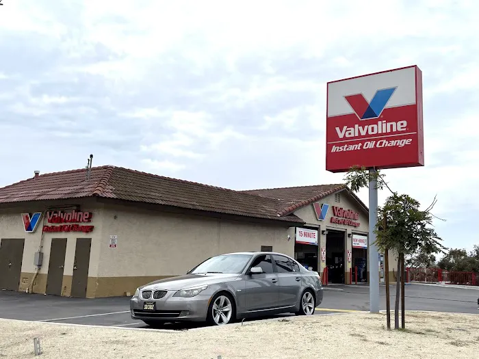 Valvoline Instant Oil Change 1