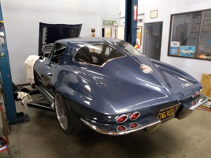 Corvette Shop 7