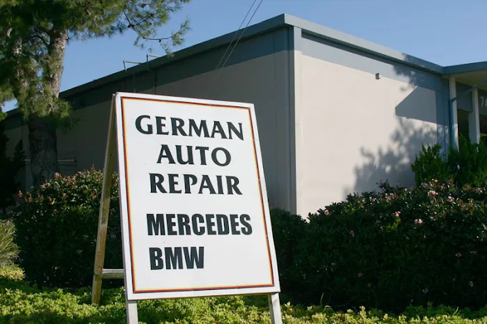 German Autowerkstatt 8
