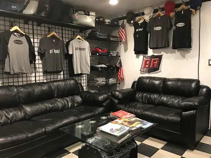 The Truck Shop: Toyota/Lexus/Scion 1