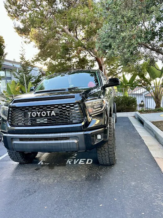The Truck Shop: Toyota/Lexus/Scion 2