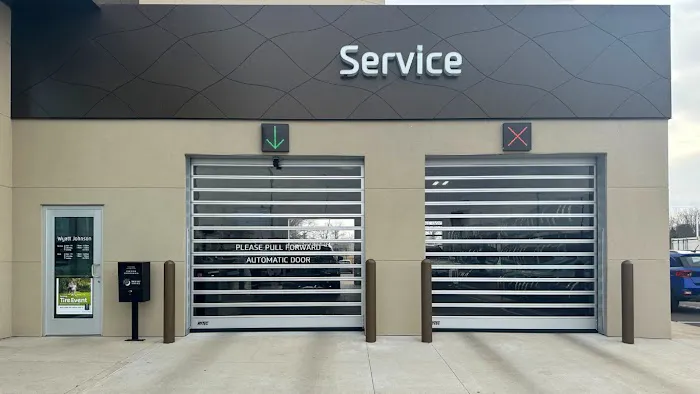 Hyundai Service 8
