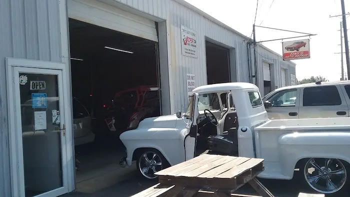 Tiny's Auto Repair 3