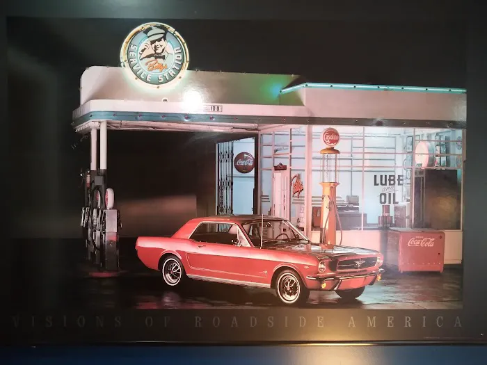 Carl's Collision Center 1