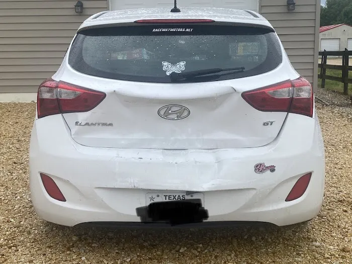 Carl's Collision Center 4