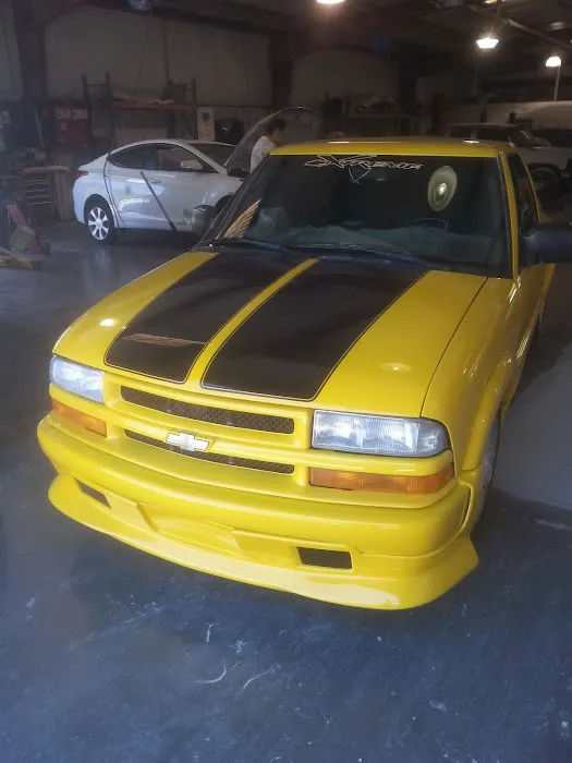 Carl's Collision Center 6