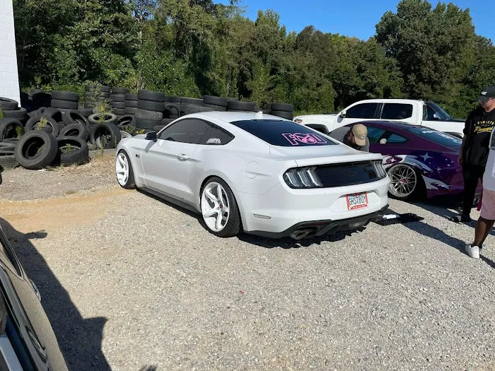 Whalin Tire 4