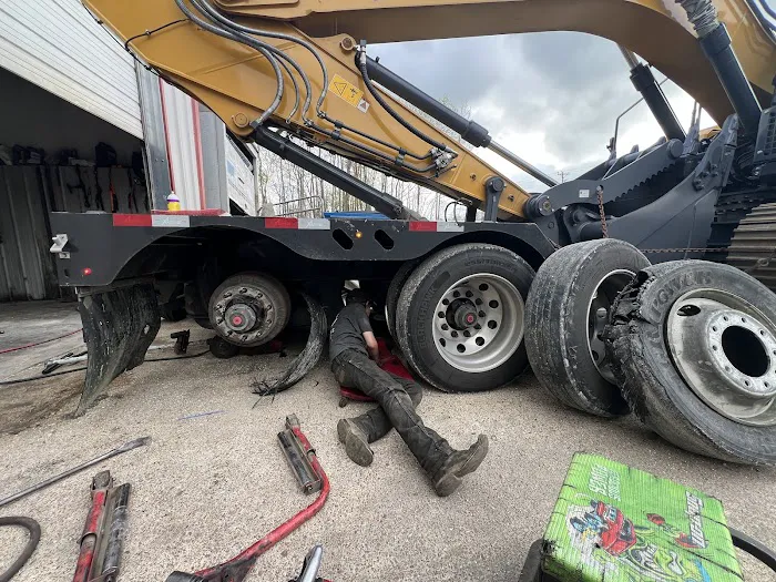 Dixie Truck & Trailor Repair 2