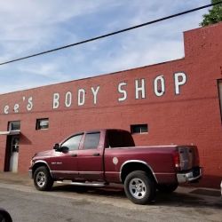 Woodlee's Garage & Body Shop ico