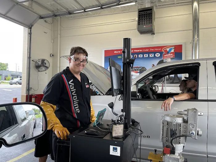 Valvoline Instant Oil Change 8