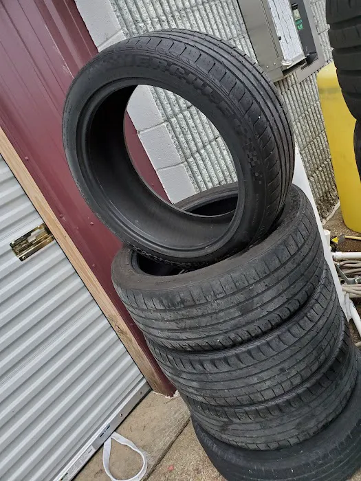 Tire K and h tire shop in Whitehall st 6