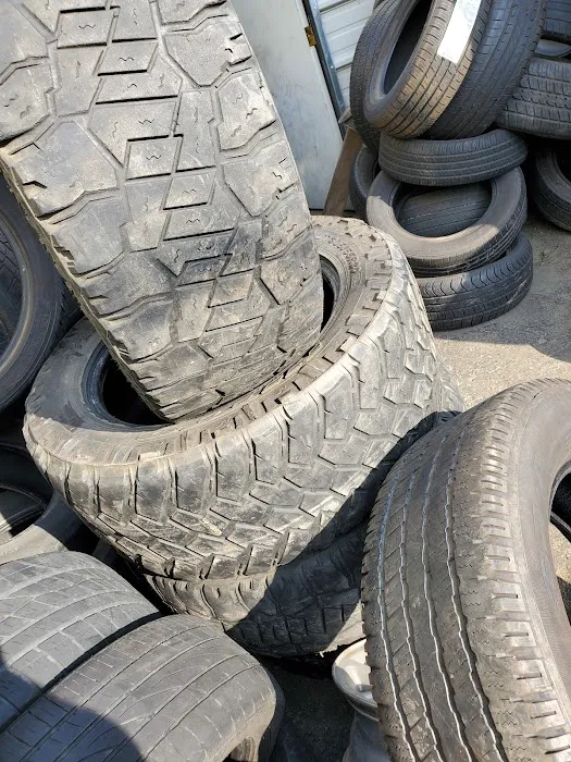 Tire K and h tire shop in Whitehall st 5