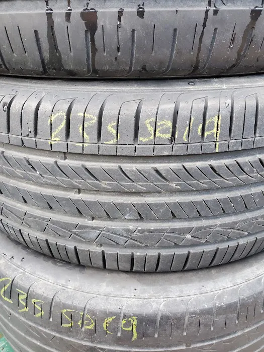 Tire K and h tire shop in Whitehall st 7