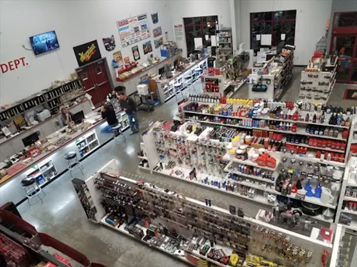 Dust & Son Auto Supplies 4