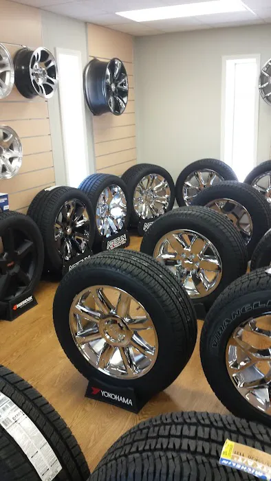 Alan's Wheels & Tires 3