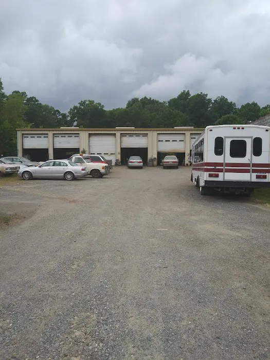 Baldwin's Garage 1