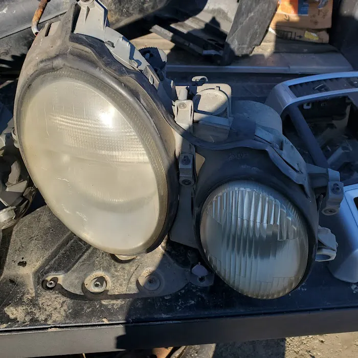 Carolina Salvage Full Service Auto Parts 3