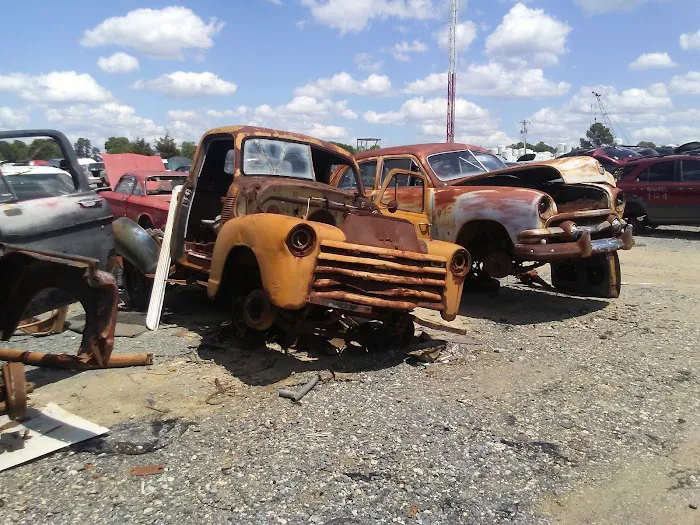 Carolina Salvage U-Pull-It 7