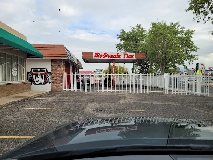 S&R Tyres LLC 0