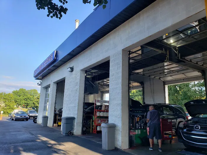 Buff's Tire & Service 9
