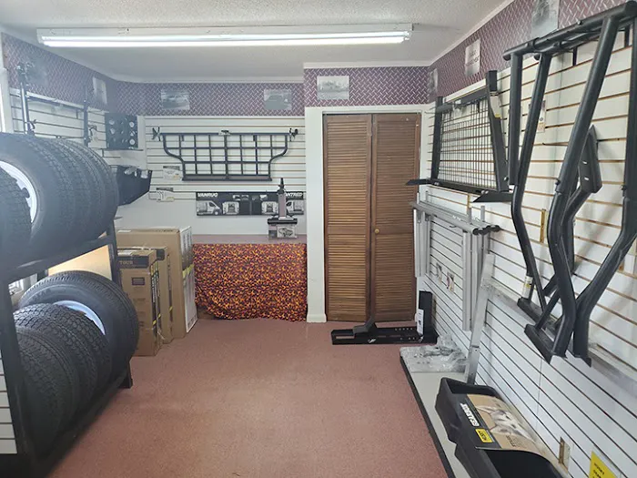 Leonard Truck Outfitters 7