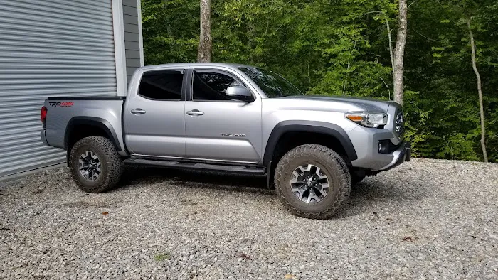 Carver's Window Tinting 7