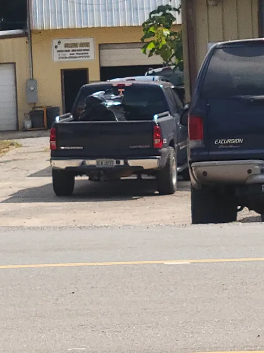 Monty's Auto Repair 1
