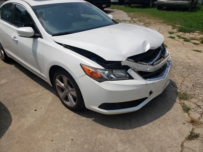U&V Collision Repair LLC 6