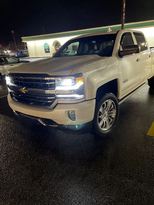 U&V Collision Repair LLC 2