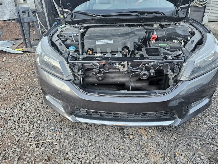 Crash Collision Centers 7