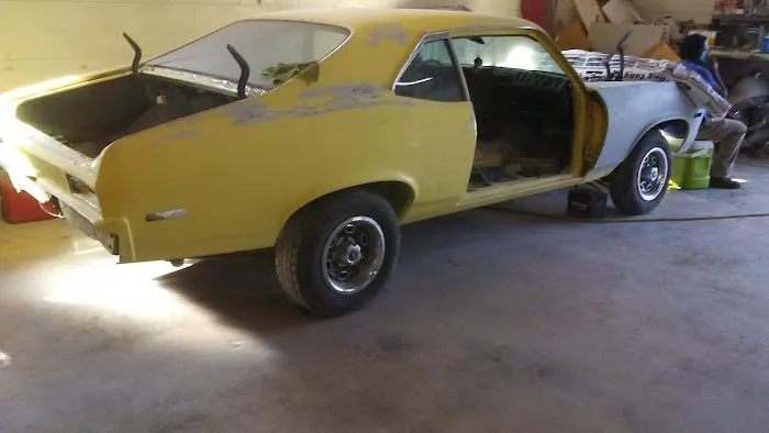 Rodney's Used Auto Parts 1