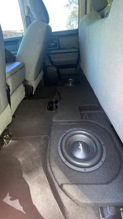 John's Stereo & C B's 2
