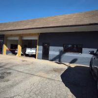 MECHANIC AND TIRE SHOP