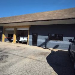MECHANIC AND TIRE SHOP ico