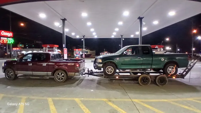 MECHANIC AND TIRE SHOP 3