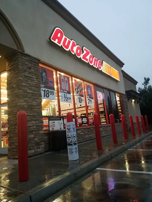 AutoZone Auto Parts 1